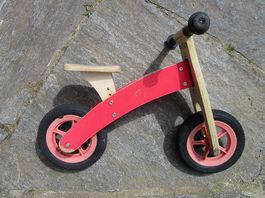 Laufrad aus Holz, Bici senza pedali in legno: Pinolino Jojo