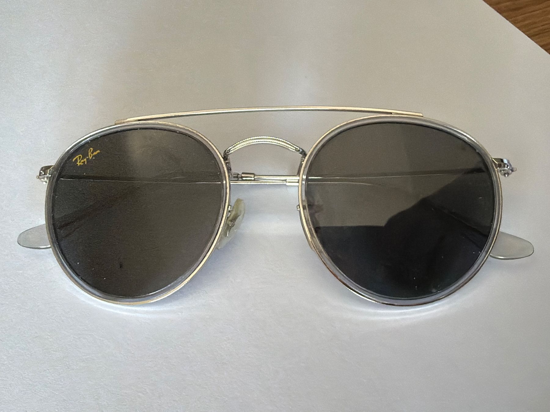 Ray-Ban Occhiali & Lenti: ray ban sonnenbrille silber – Usato da Bonstetten venduto da juliestore