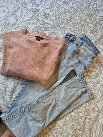 Lot de 2 vêtements Shein rose taille XS et jean bleu t. S 