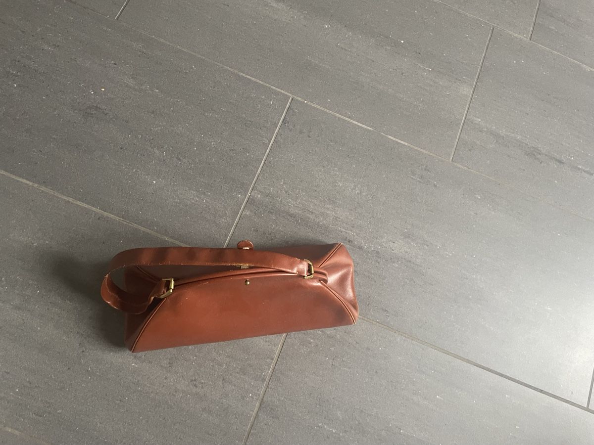 Taschen für Damen: Ledertasche klein – Gebraucht aus Full-Reuenthal von Mimi_1986 5