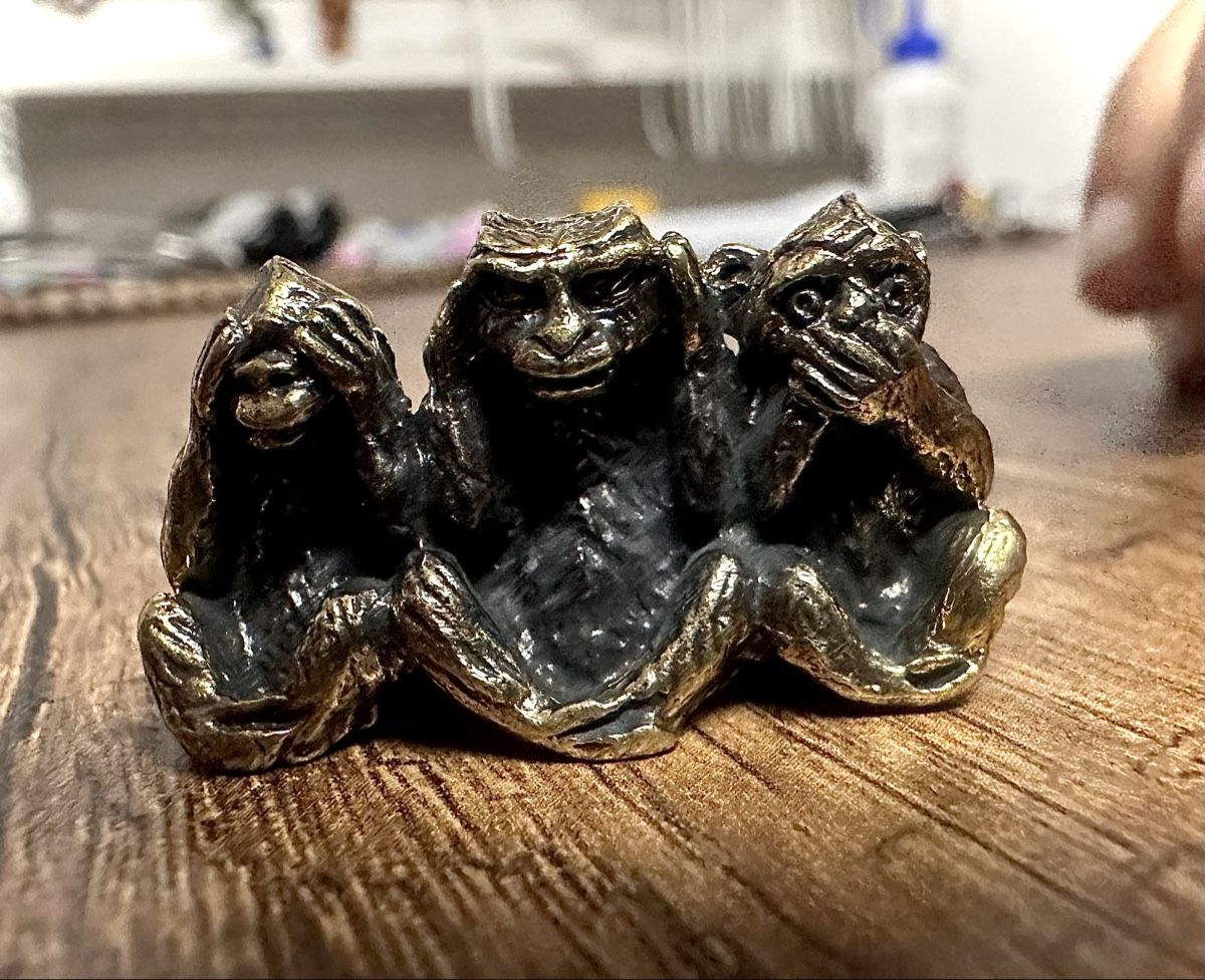Sculture & Statue: Trois Singes de la Sagesse Bronze – Nuovo e nell'imballaggio originale da Massongex venduto da SwissDistributor 1