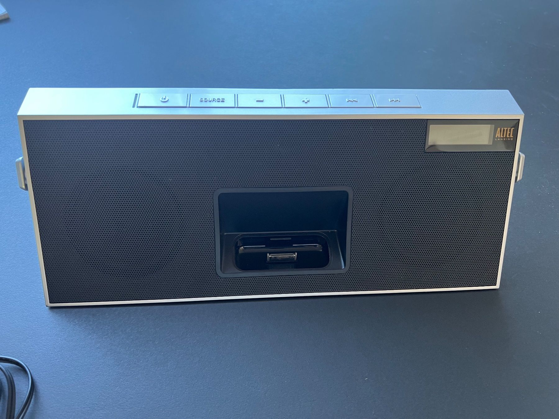 Systèmes audio & multimédias: Altec Lansing inMotion Classic iMT620 – D'occasion à Beinwil am See par isole 6