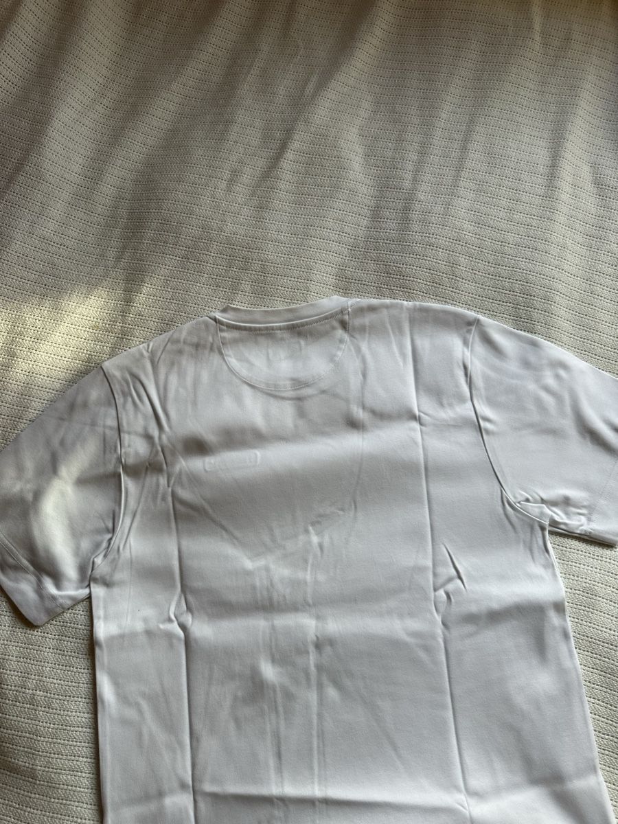 Fendi T-shirts: Fendi T-Shirt – D'occasion à Vaduz par whitepalmtree 4