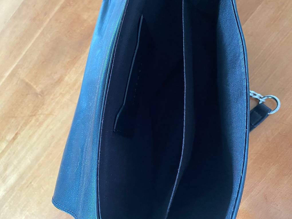 Borse da donna: Schwarze Tasche – Usato da Luzern venduto da jul_p6fj 3