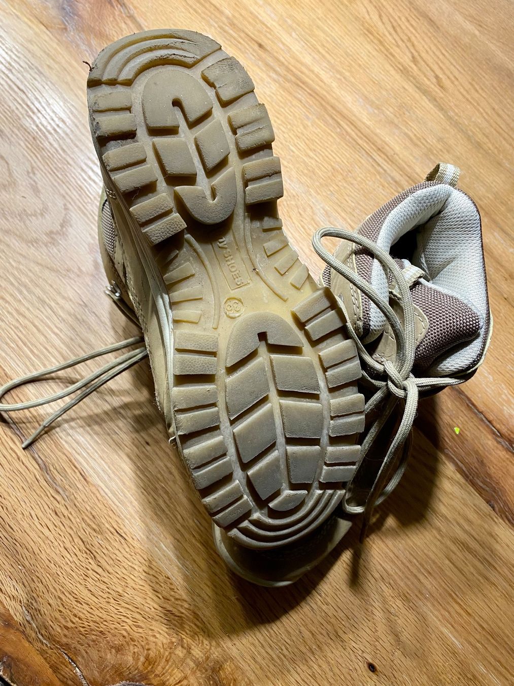 Scarpe da donna: Winterschuhe Grösse 36 – Usato da Fehraltorf venduto da Marlene4 3