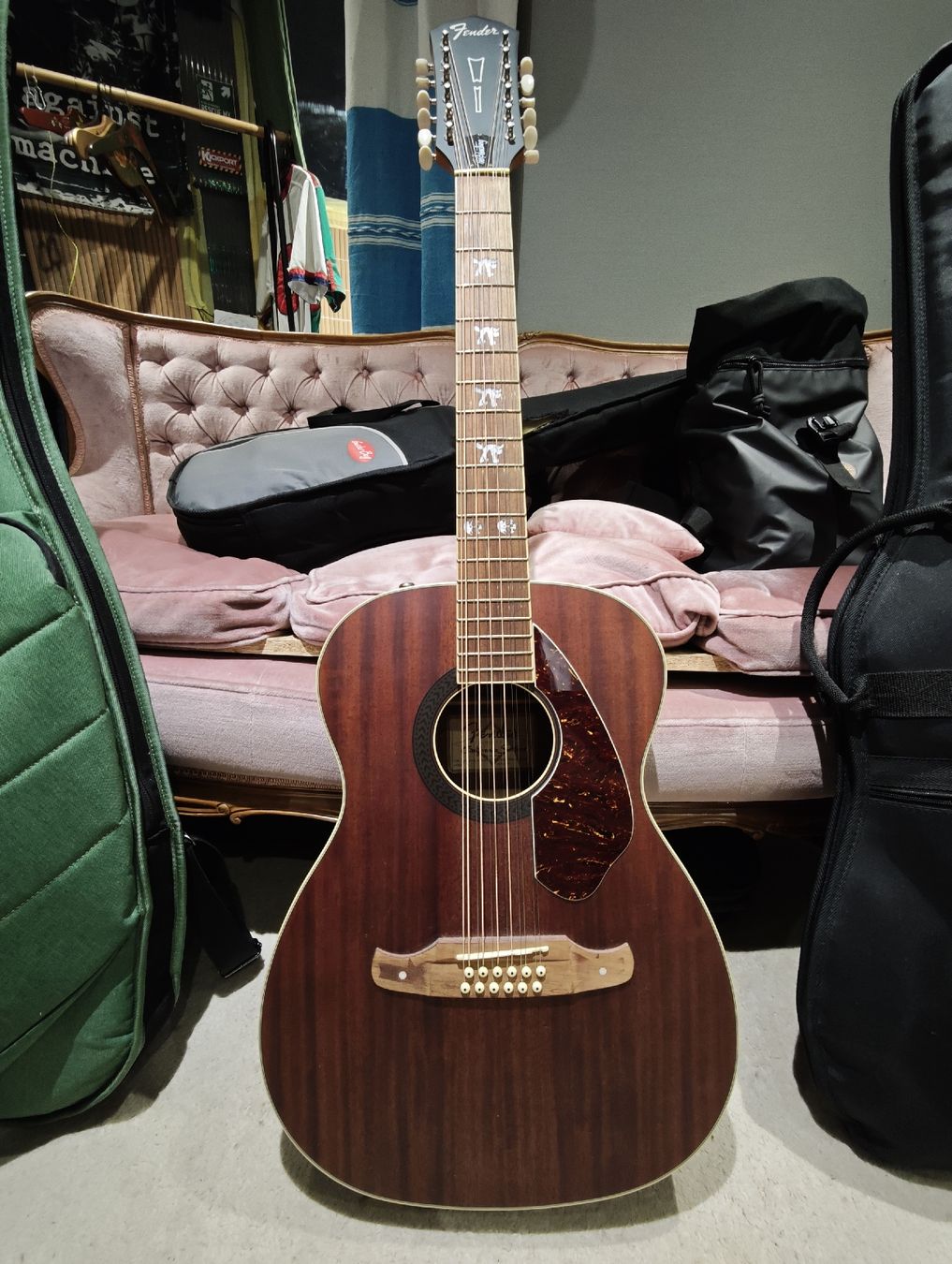 Fender Musikinstrumente: Fender Tim Armstrong Hellcat 12 String – Neu (gemäss Beschreibung) aus Weinfelden von elw_w5ng