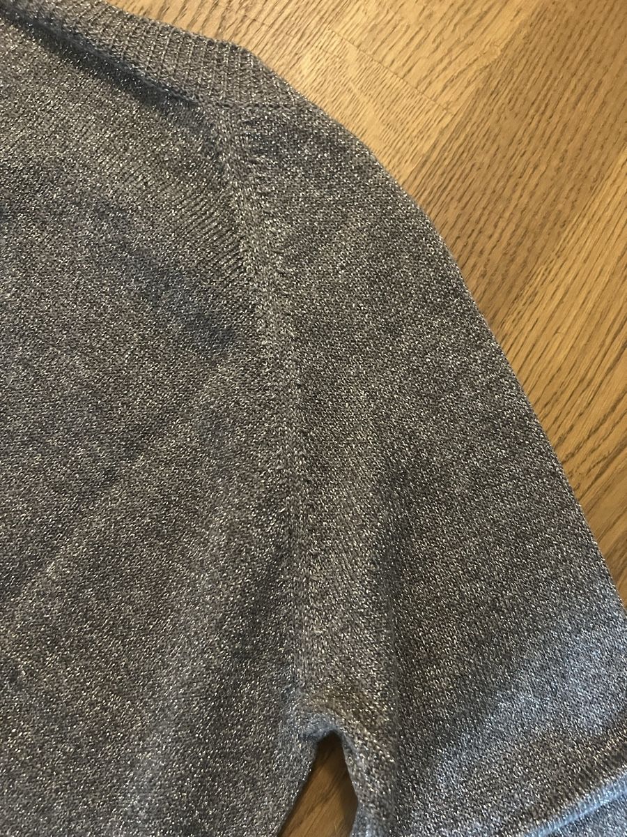 Max Mara Pulls & Sweat-shirts: Max Mara Weekend Pullover mit Metallic-Effekt – Grau/Silber – Neuf (Voir description) à Ebmatingen par dartim 4