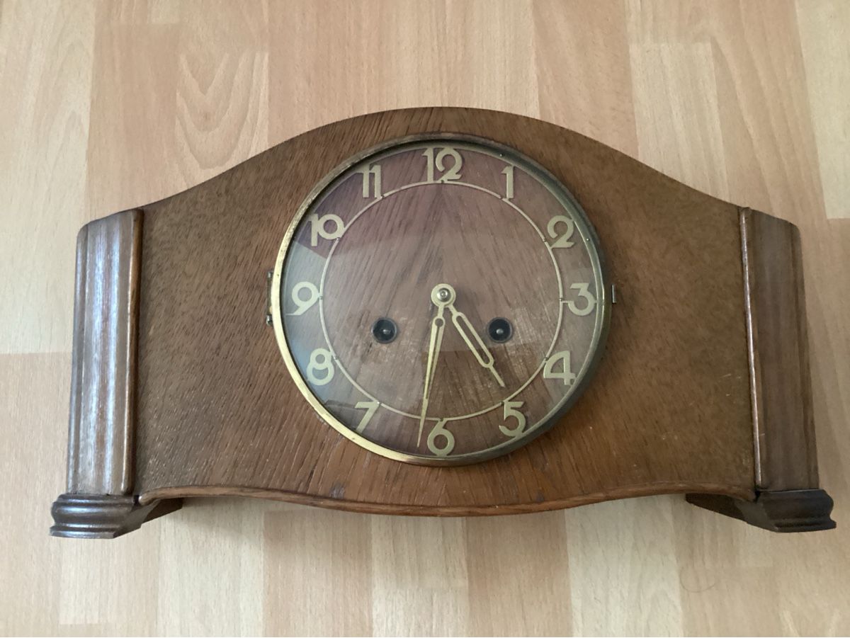 Kienzle Orologi da terra & Orologi da parete: Kienzle Tischuhr – Usato da Rudolfstetten venduto da Gwyneth2