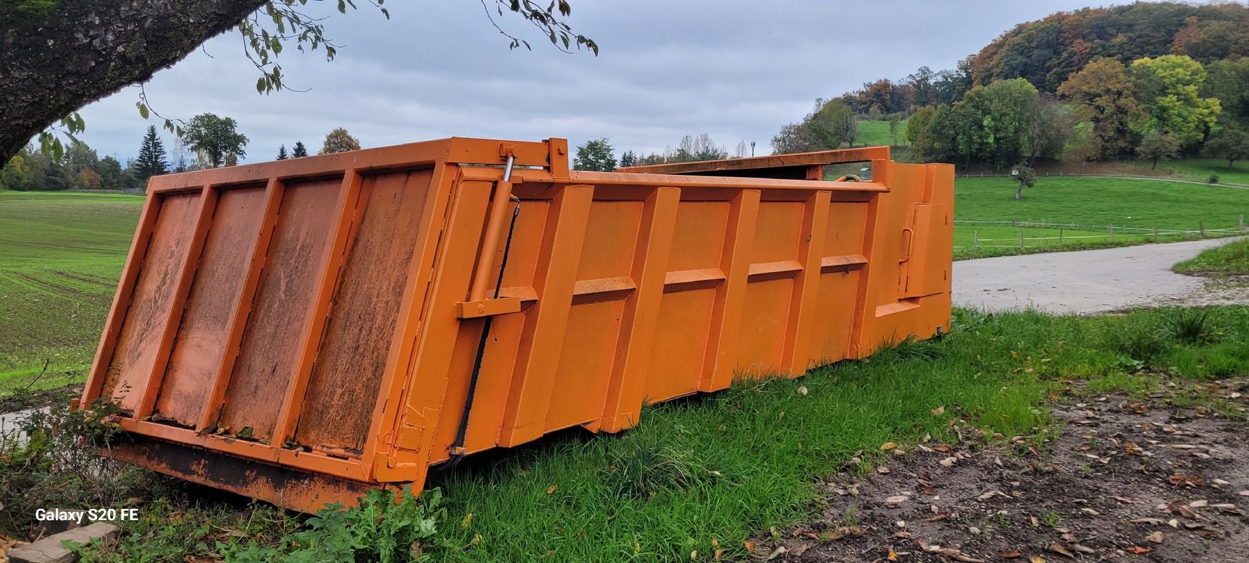 Contenitori edile: Abrollmulde Abschiebemulde Mulde Hakengerät Abrollcontainer – Usato da Wünnewil venduto da s_s_bgq2
