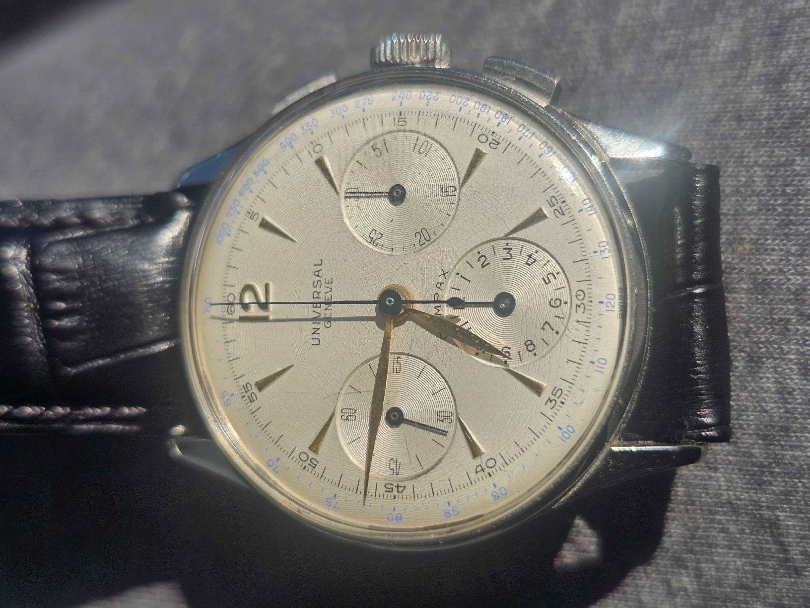 Universal Genève Orologi: Wunderschöne Universal Geneve Compax Chronograph  – Usato da Uitikon-Waldegg venduto da pkieni3 1