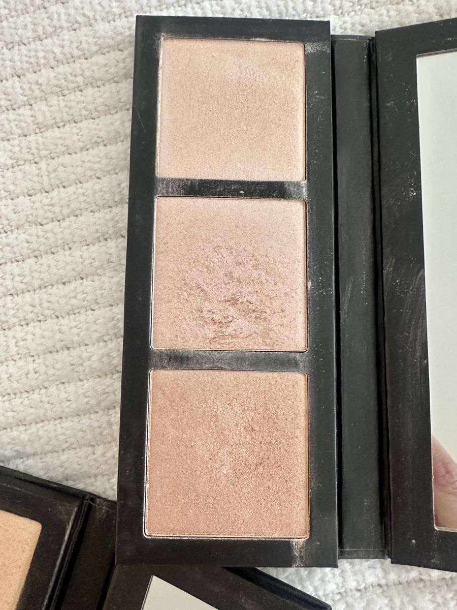 Mac Cosmetics Make-up: MAC Hyper Real Glow 2x Highlighter – Gebraucht aus Zürich von aquaya01 3