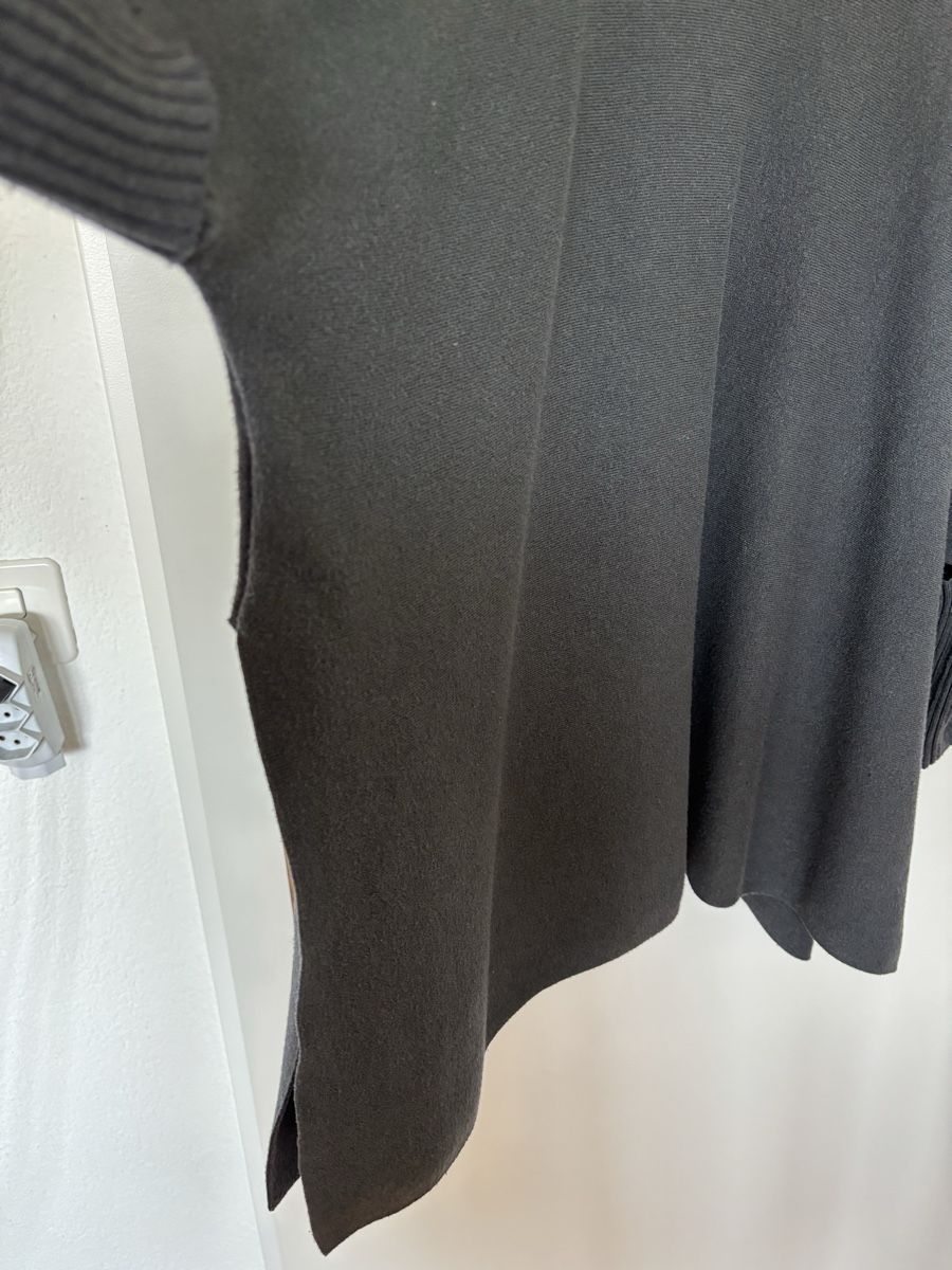Massimo Dutti Pulls & Sweat-shirts: Massimo Dutti Poncho  – D'occasion à Jona par ardnas04 1