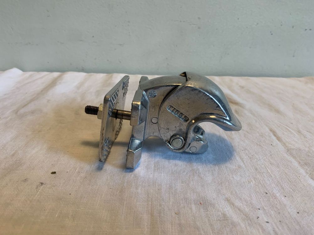 Ancienne Clé Multifonctions Pour Vélo, Vélomoteur, Mobylette - Vintage, Bon état
