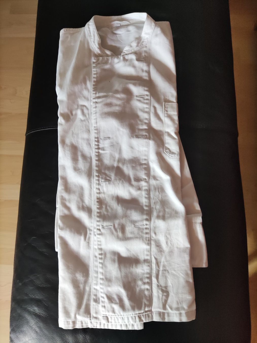 Camicette: Weisse Kochjacke oder Bluse langarm, weiss  60 gross – Usato da Spreitenbach venduto da lucius2024
