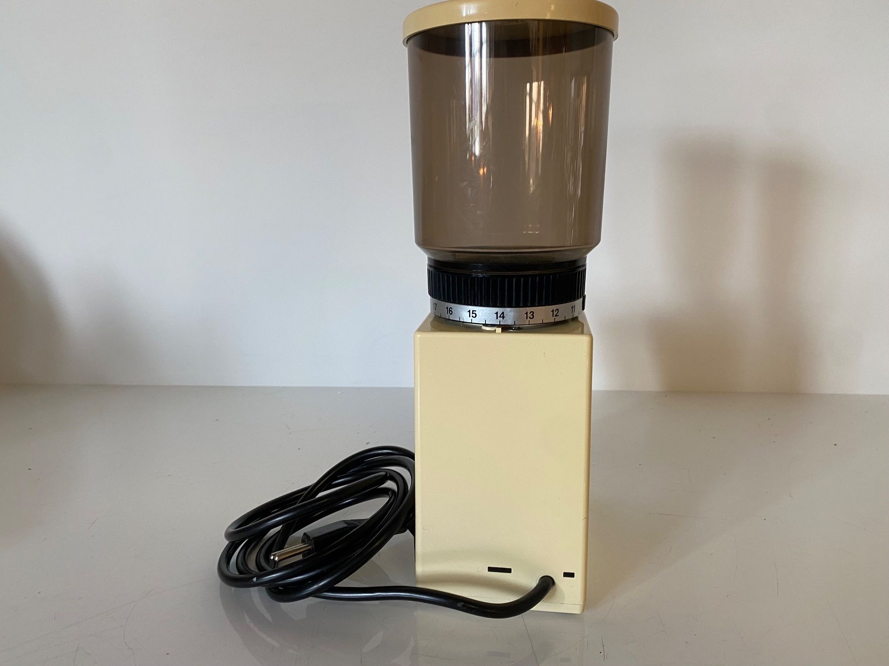 Turmix Küchengeräte: Kaffeemühle Turmix Espresso E20 – Gebraucht aus Ballwil von ClassicGallery 3