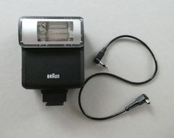 BRAUN Hobby 17B Blitz / Aufsteckblitz, Vintage 70er Jahre