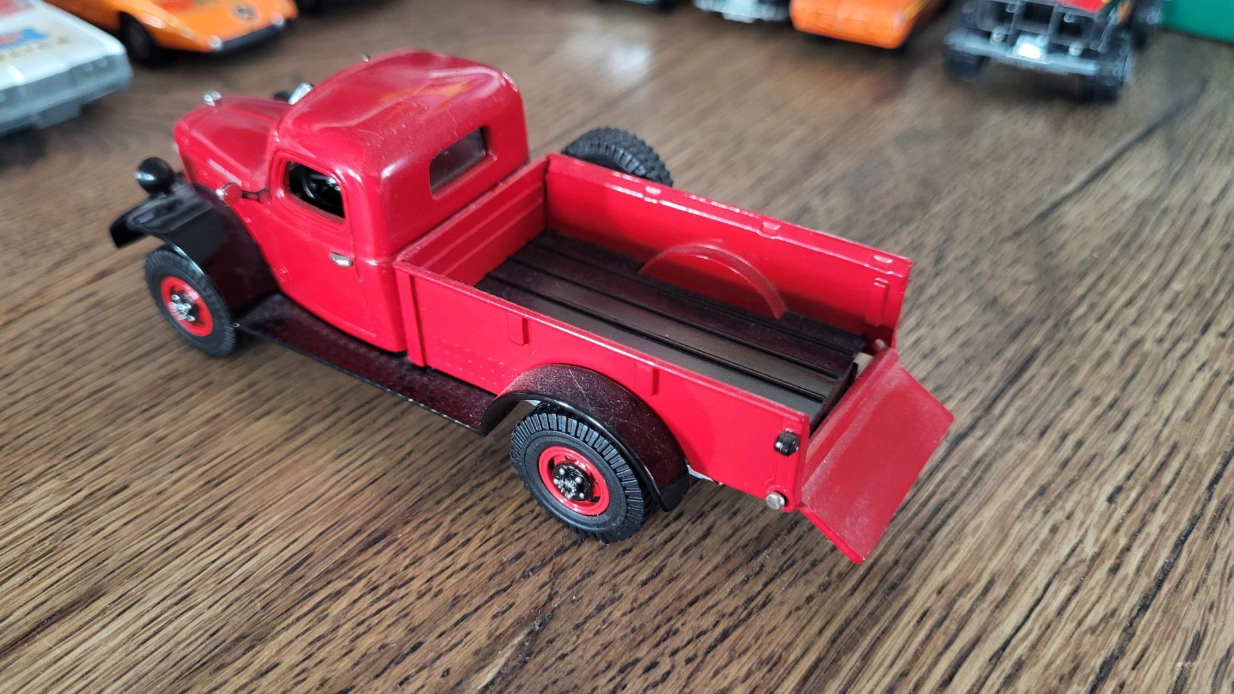 Matchbox Modellini d'auto: Dodge Power Wagon 1946 1:43 Matchbox – Usato da Rothrist venduto da Juana5 4