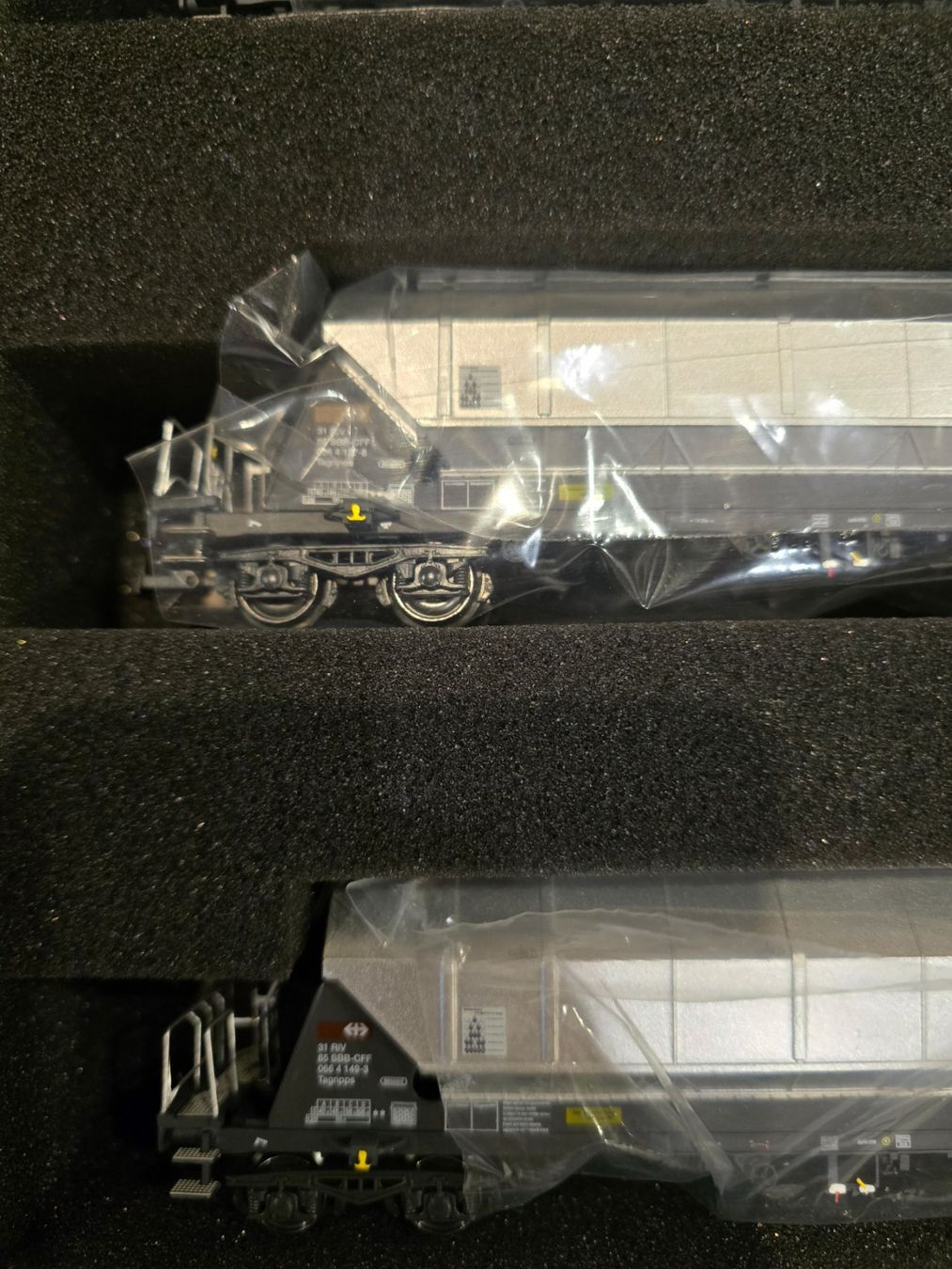 SBB/CFF/FFS Modellini di ferrovie: B-models 92102 Set 3 SBB Cargo CFF Silowagen Tagnpps – Nuovo (secondo la descrizione) da Mauren TG venduto da Defrancesco 4