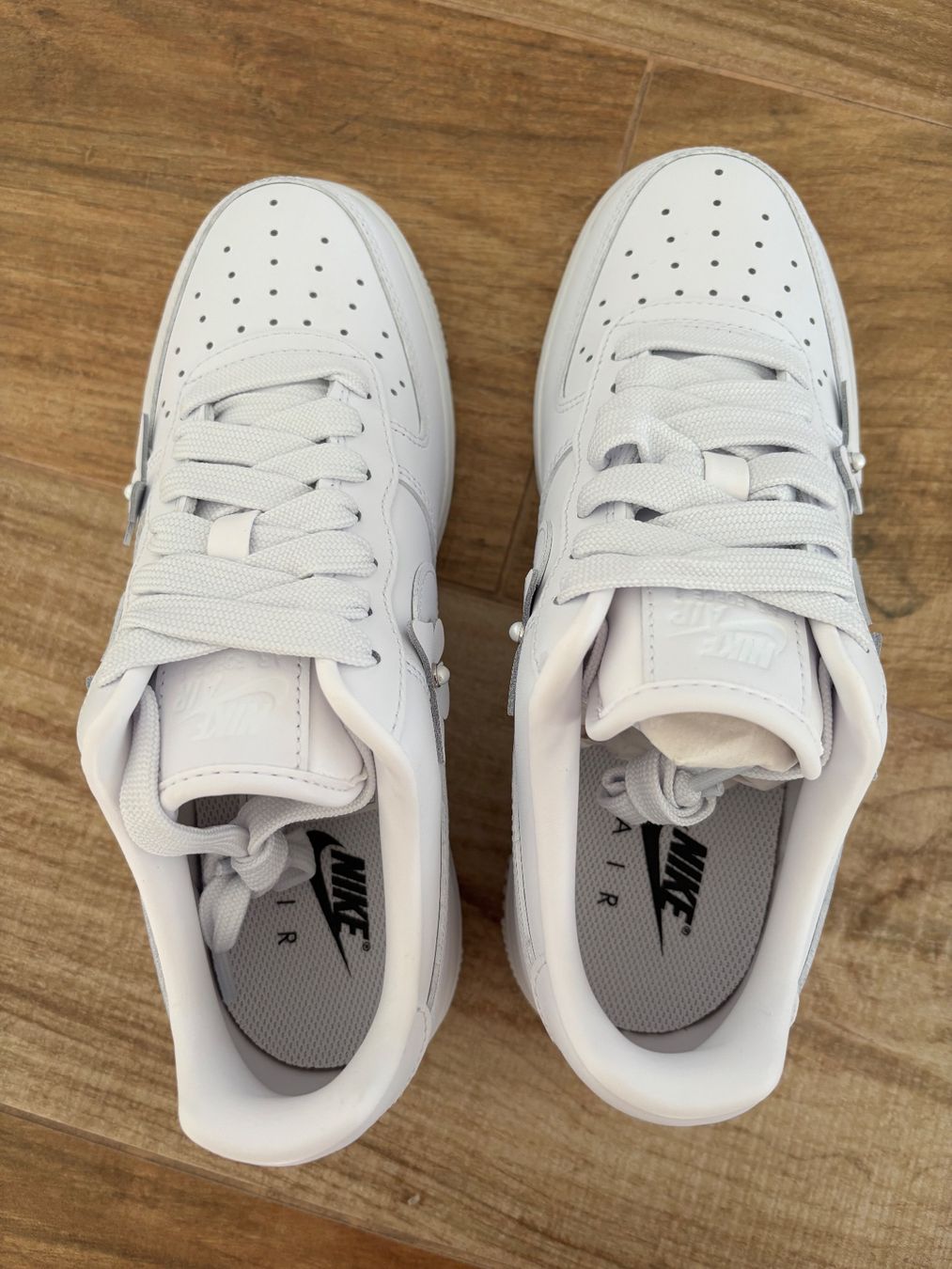 Nike Scarpe da donna: Nike Air Force mit Schmetterlingen – Nuovo (secondo la descrizione) da Enggistein venduto da THE-IGOR 4