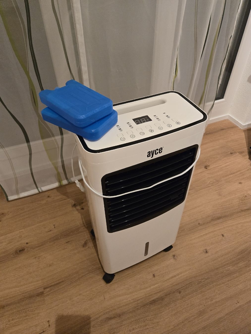 Climatiseurs: Wasserkühler Ayce – Neuf (Voir description) à Künten par mae_x2sm