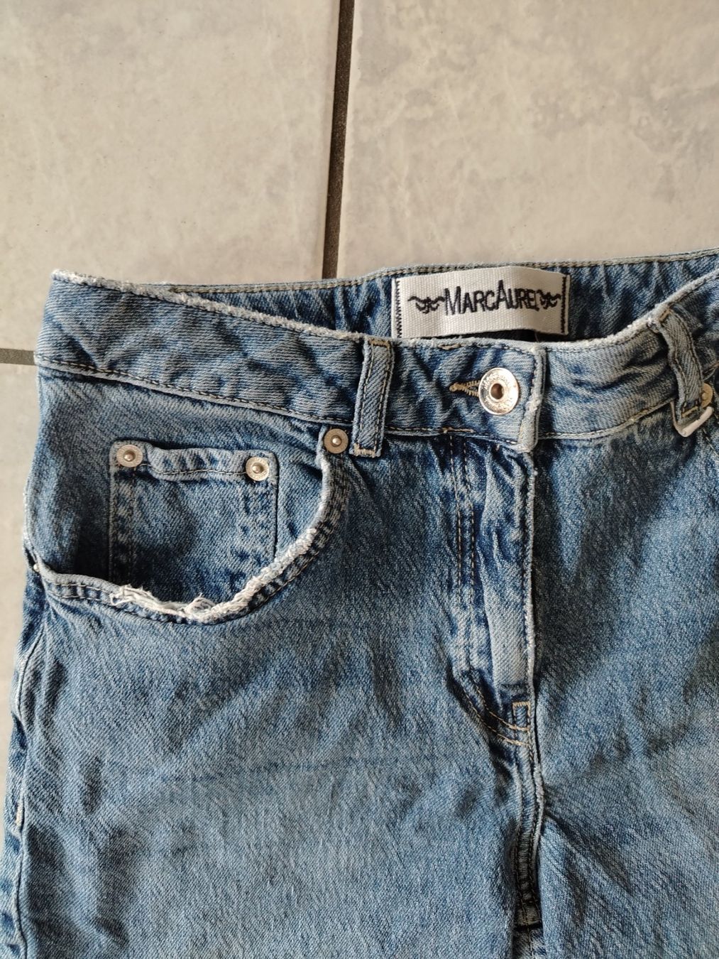 Jeans: Marc Aurel Jeans Gr. 36 – Gebraucht aus Schönenbuch von sop_n7zd 2