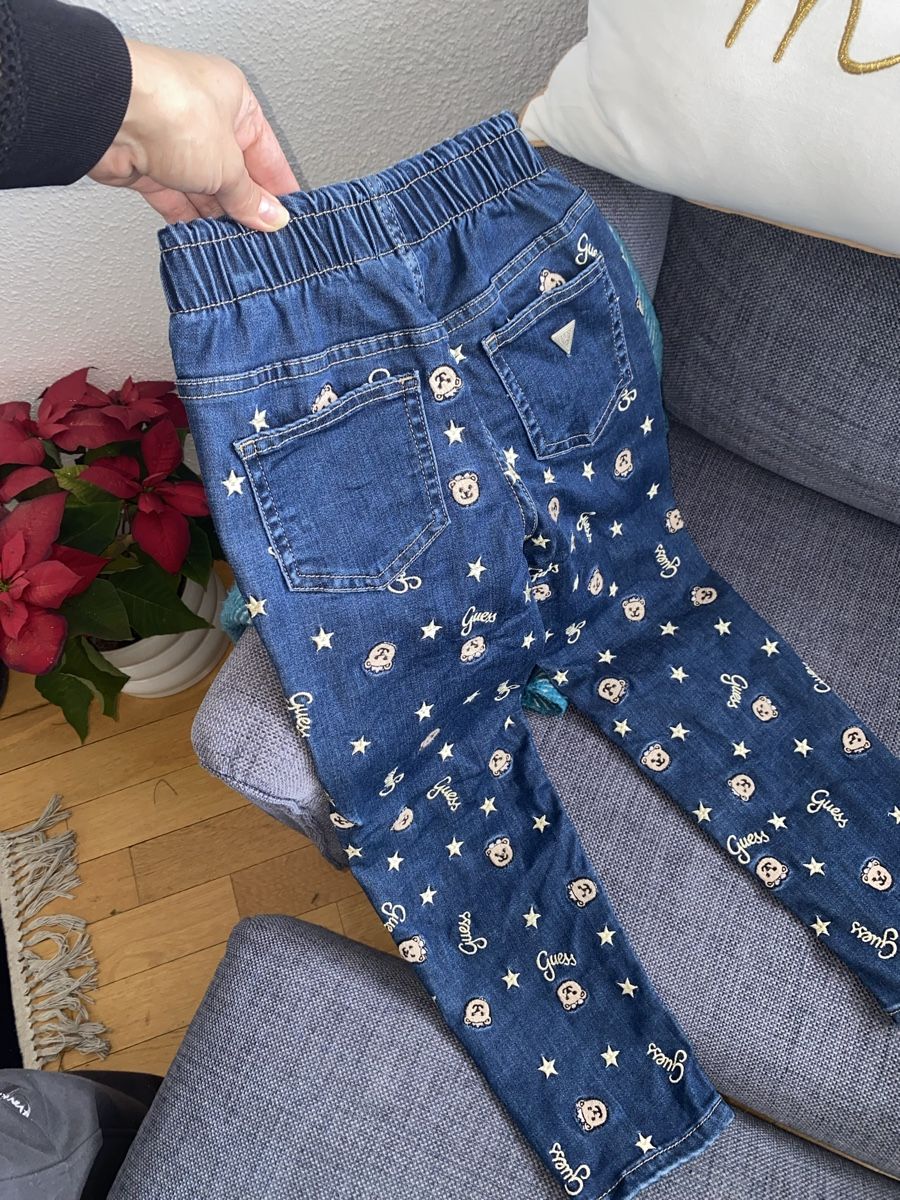 Guess Pantaloni: Guess size 116 – Usato da Blonay venduto da art_7f87 4