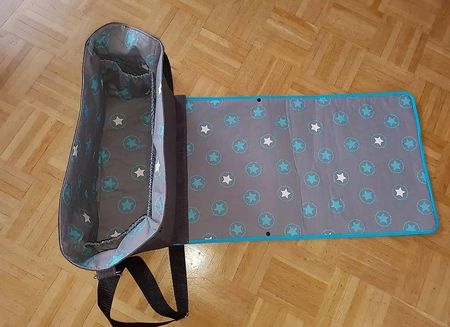Praktische Wickeltasche mit Wickelunterlage, Top Zustand!