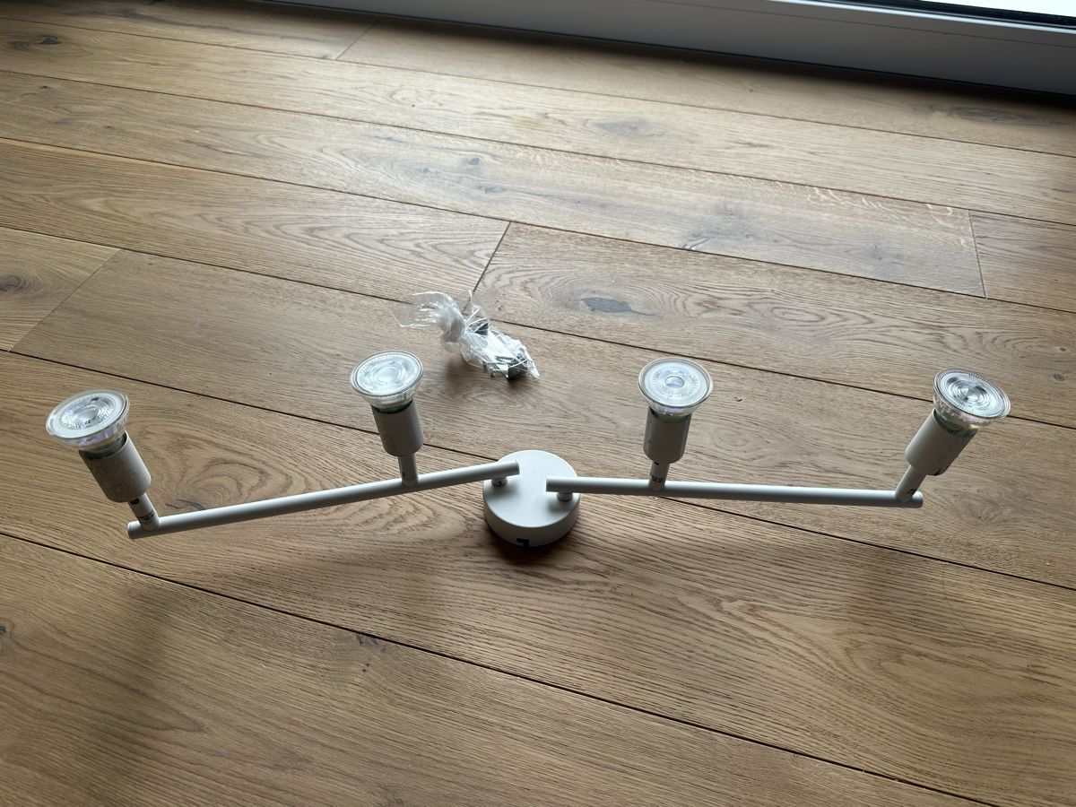 Lampadari & plafoniere: Weisse 4 spot Deckenleuchte - verstellbare Arme – Usato da Pfaffhausen venduto da ser_82yb 2
