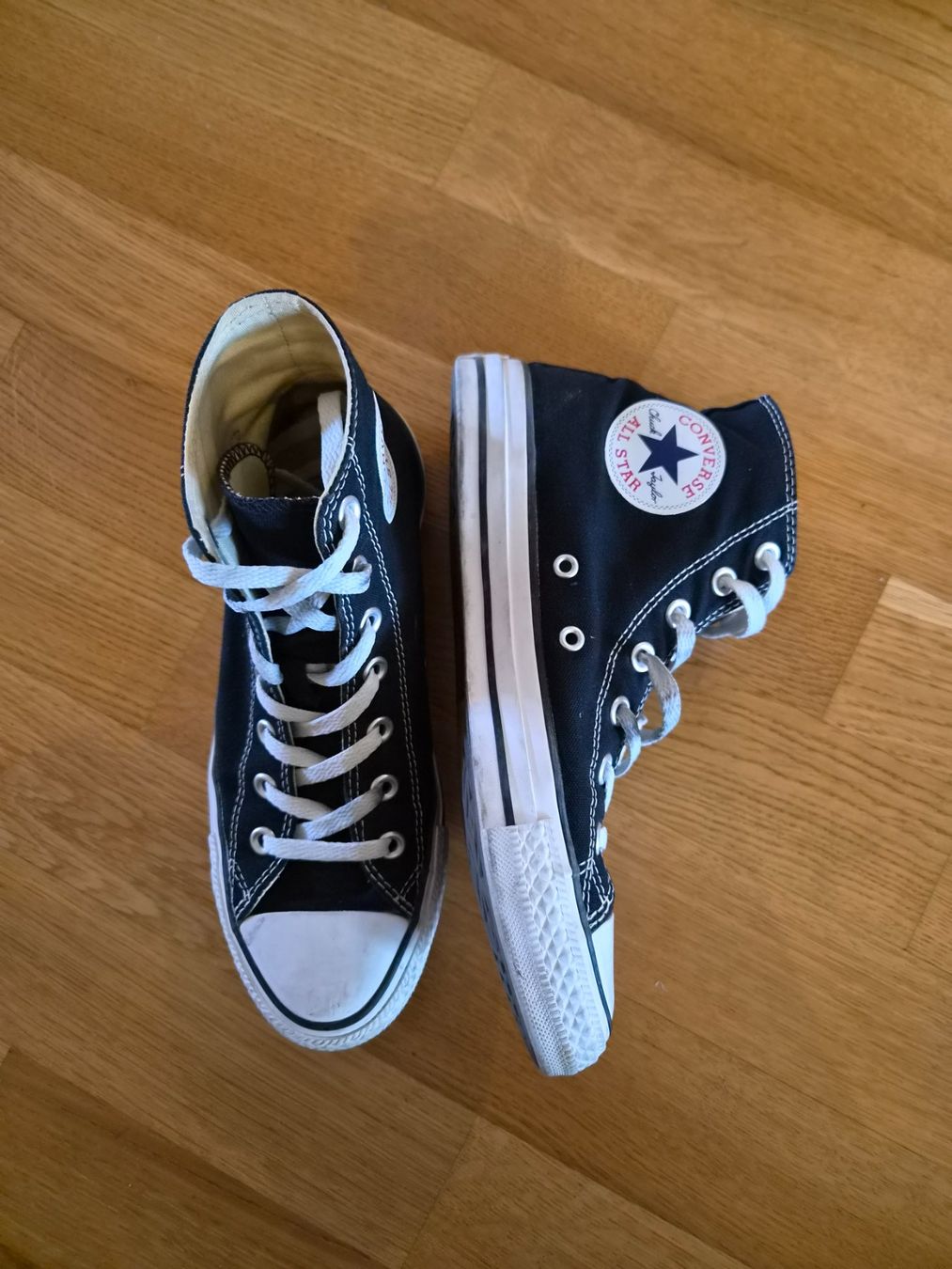 Converse Scarpe da uomo: Converse Chuck Taylor All Star High Top Schwarz – Usato da Dübendorf venduto da leh_ra95 1