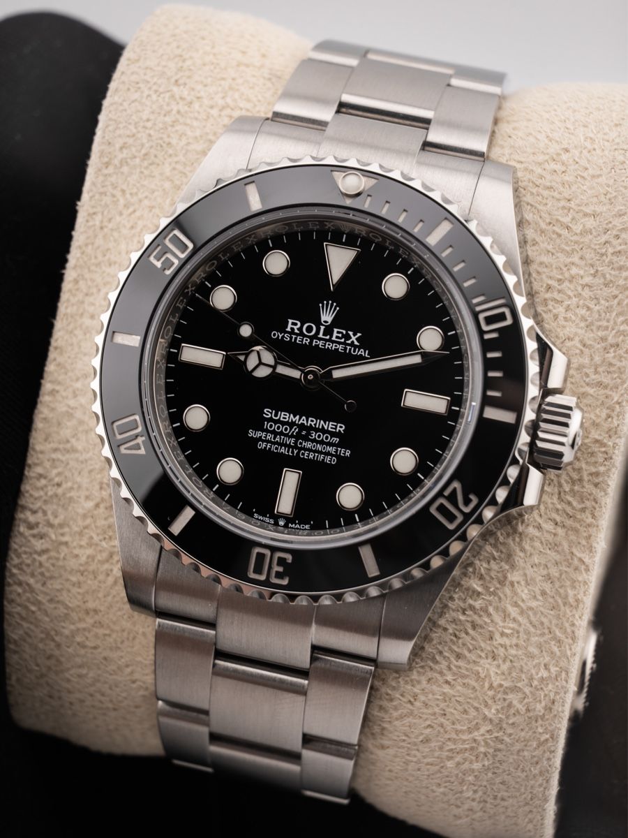Rolex Uhren: Rolex Submariner 124060 – Gebraucht aus Zürich von Timely_Deals 1