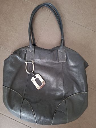 Räumige schwarze Ledertasche Benvenutti 👜