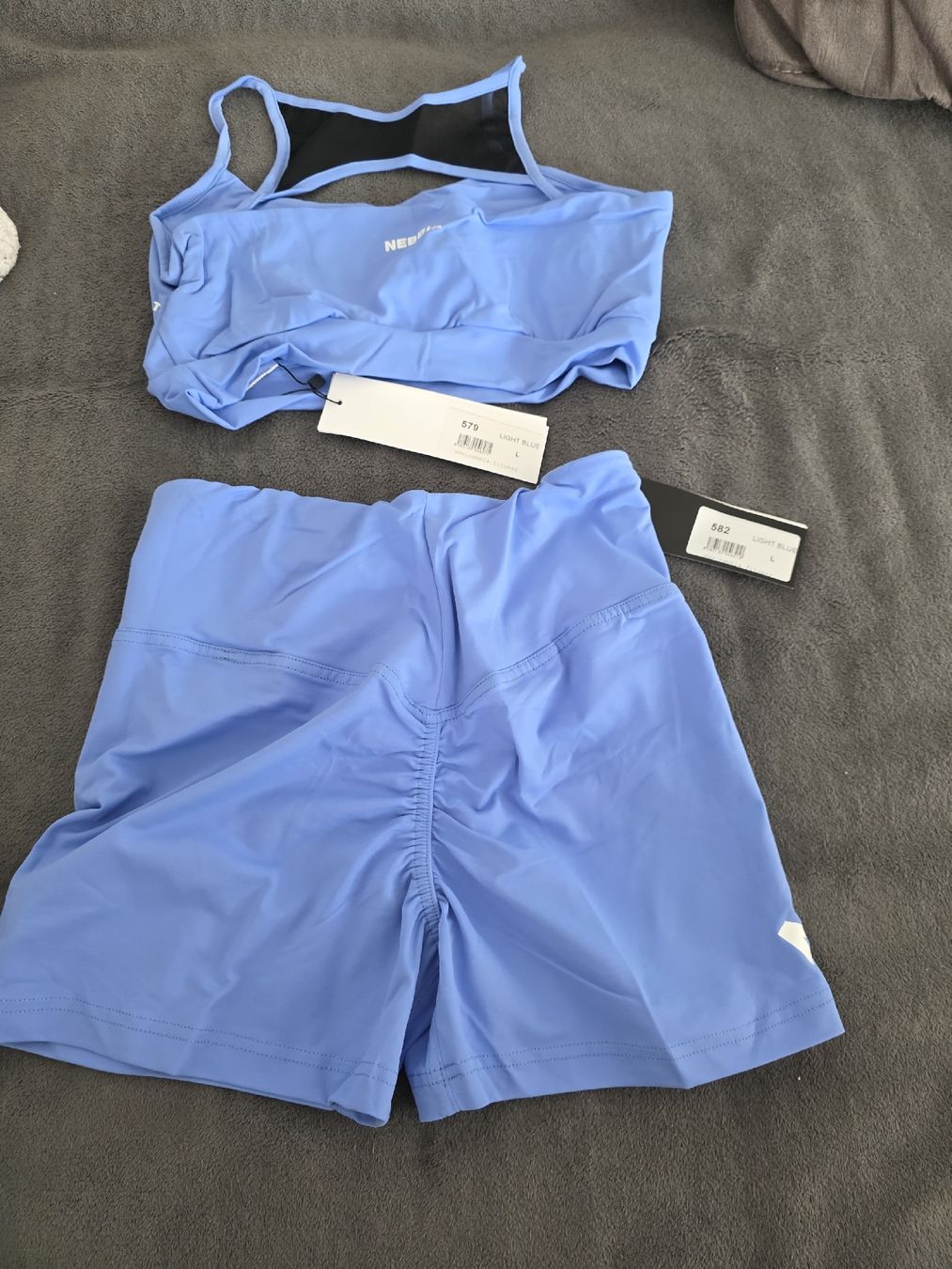 Top: TOP UND HOSE LIGHT BLUE L – Nuovo e nell'imballaggio originale da Reitnau venduto da cuorematto01 2