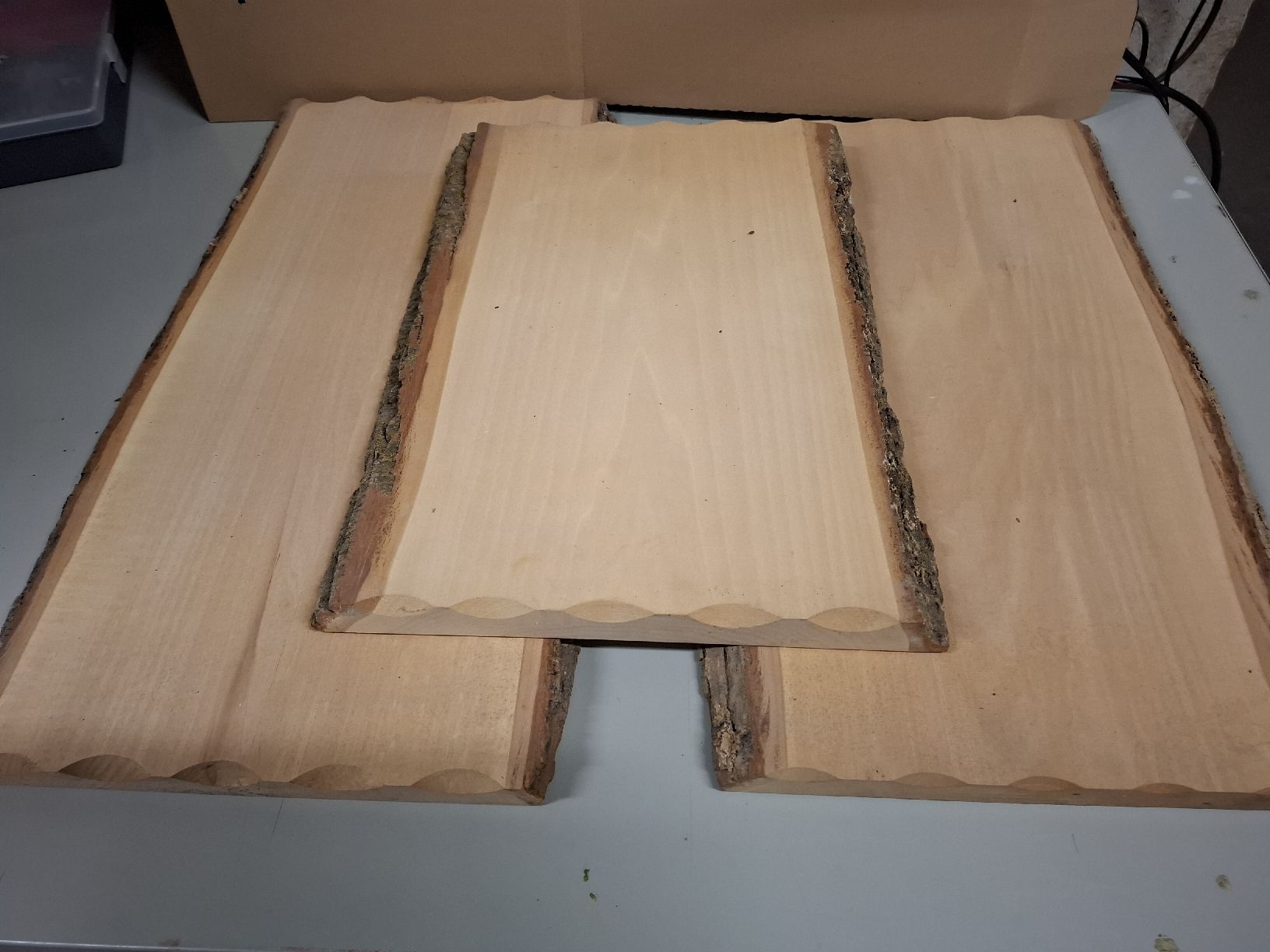 Articoli in legno: Lindenholzbretter – Nuovo e nell'imballaggio originale da Schwanden-Brienz venduto da Burgiba3000