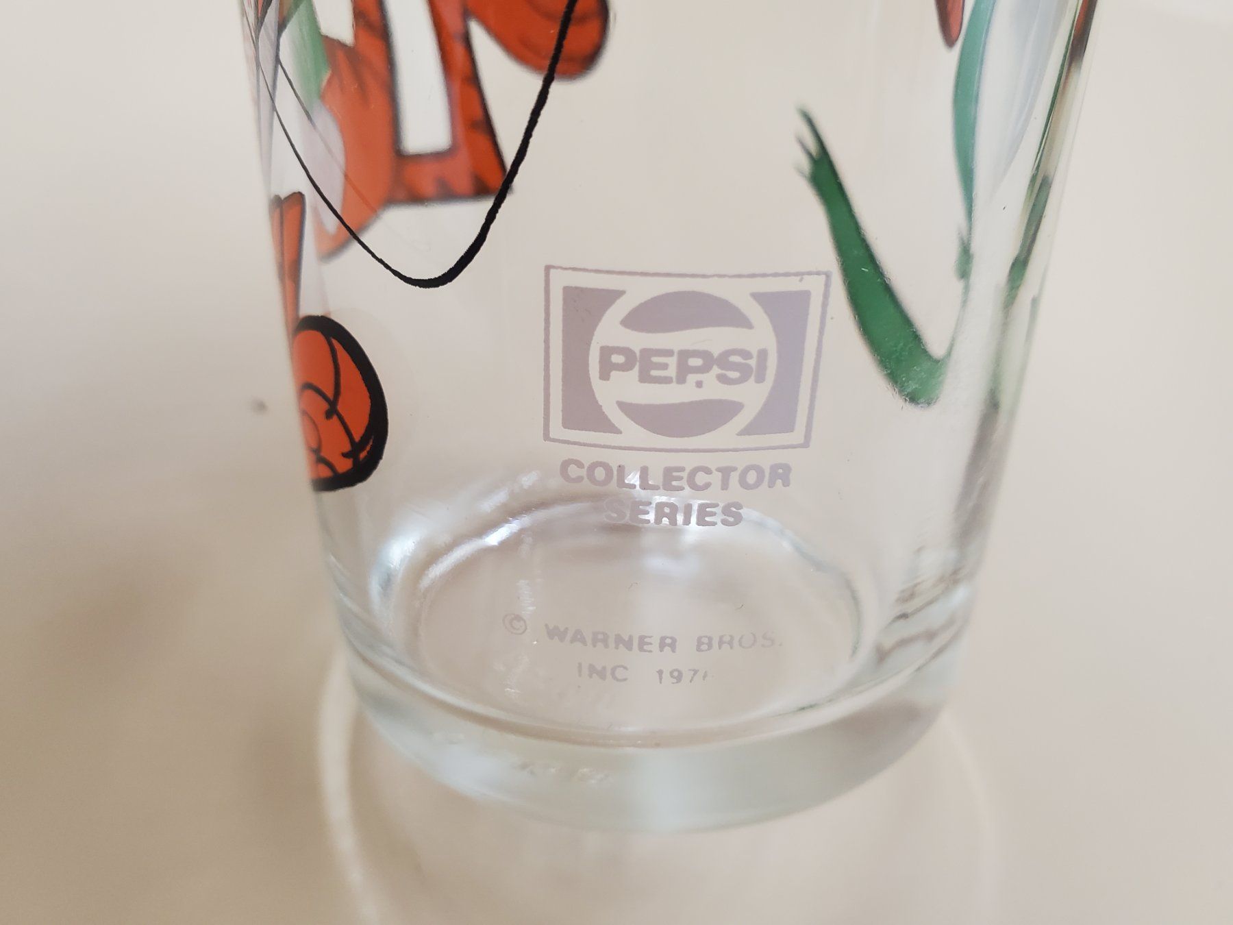 Bicchieri: Verre de collection Beaky Buzzard et Cool Cat – Usato da Rennaz venduto da La_malle_du_dauphin 2
