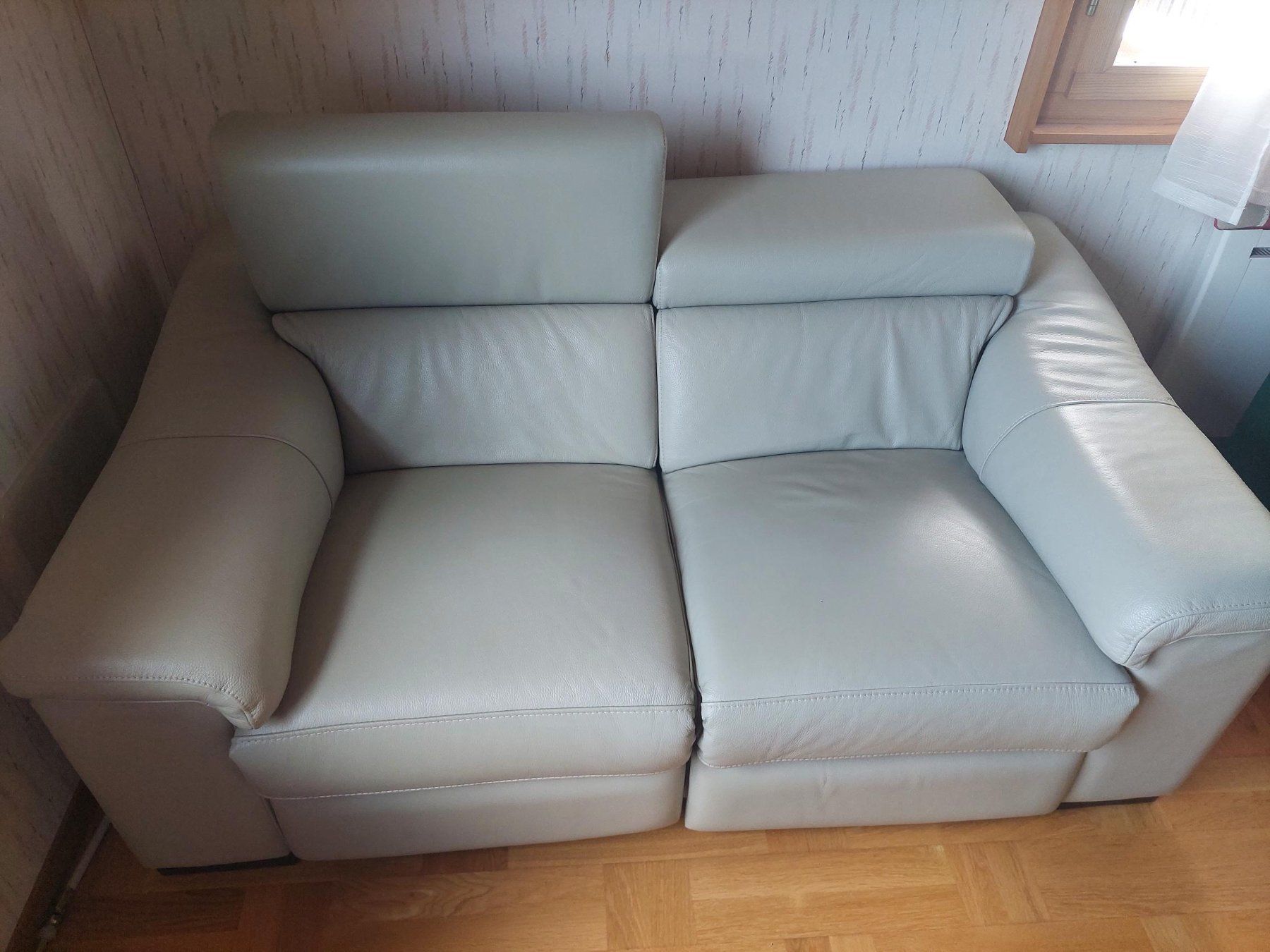 Divani: Canapé relax électrique – Nuovo (secondo la descrizione) da Genolier venduto da Ciuciu 6