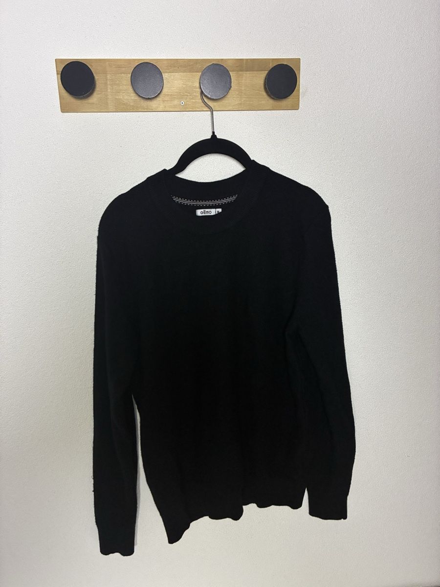 Pulls & Sweat-shirts: Pull Gemo Homme – D'occasion à Prilly par Valentin833