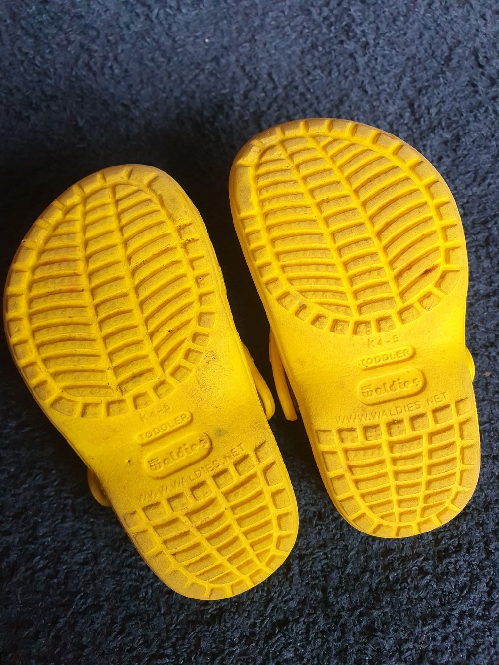 Crocs Scarpe per ragazzi: Gartenschuhe, gelb, Grösse 21/22, K4-5 – Usato da Zürich venduto da cha_bfl5 2