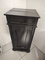 Antikes Holzschränkchen / Nachttisch Schwarz Seidenglanz