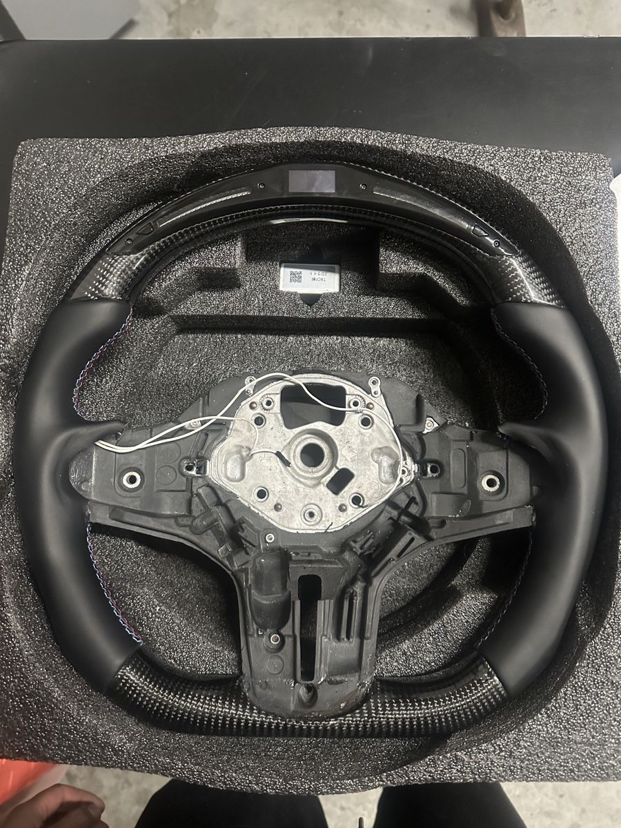 BMW Tutti pezzi di ricambio auto: Bmw carbon Performance lenkrad X3 G01 X4 G02 – Nuovo (secondo la descrizione) da zuchwil venduto da MDF_platinum 4