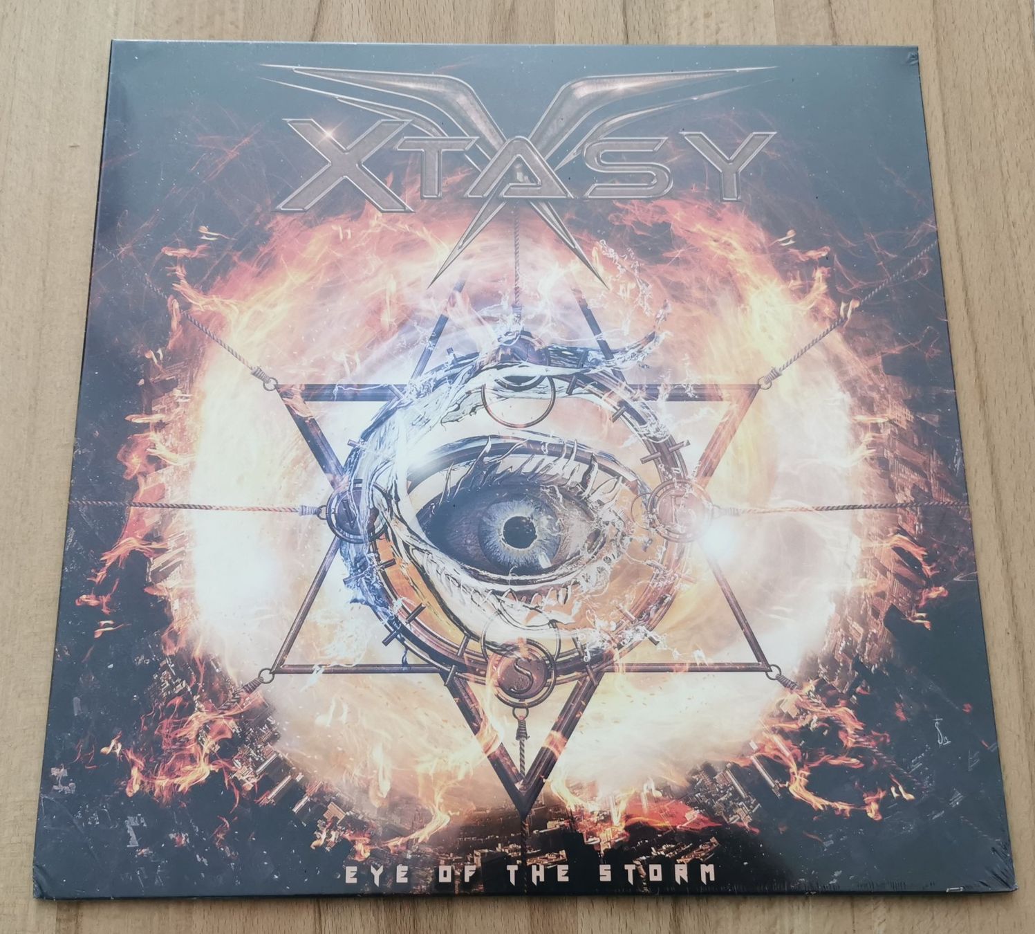 Dischi in vinile: XTASY: LP Female Fronted Melodic Metal – Usato da Münchwilen TG venduto da Swb