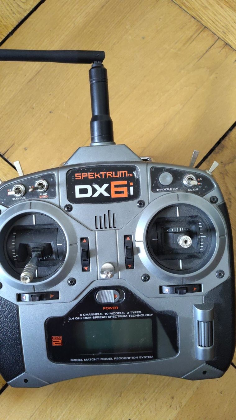 Spektrum Commande à distance: Spektrum DX6i – D'occasion à Basel par mobafl33