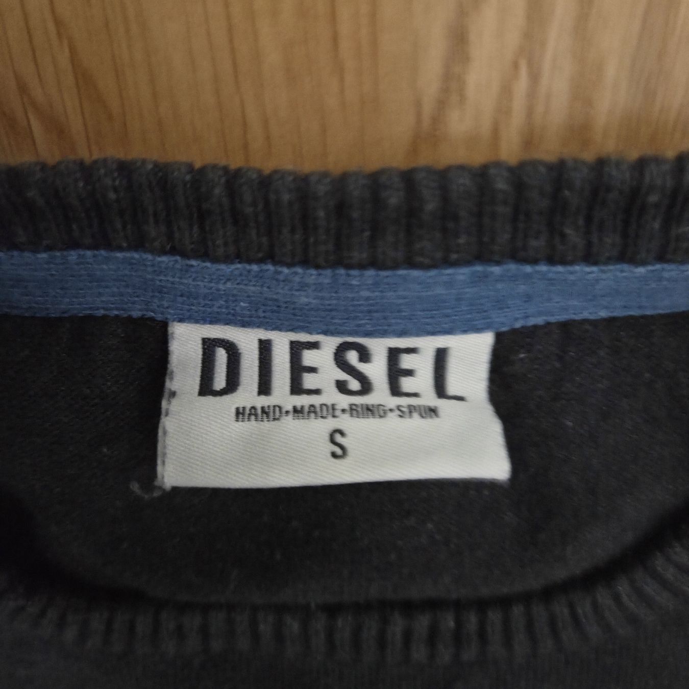 Diesel Maglioni & Felpe: Diesel Vintage Feinstrick Pullover Grau Gr. S  – Usato da Winterthur venduto da Ele_Ele18 2