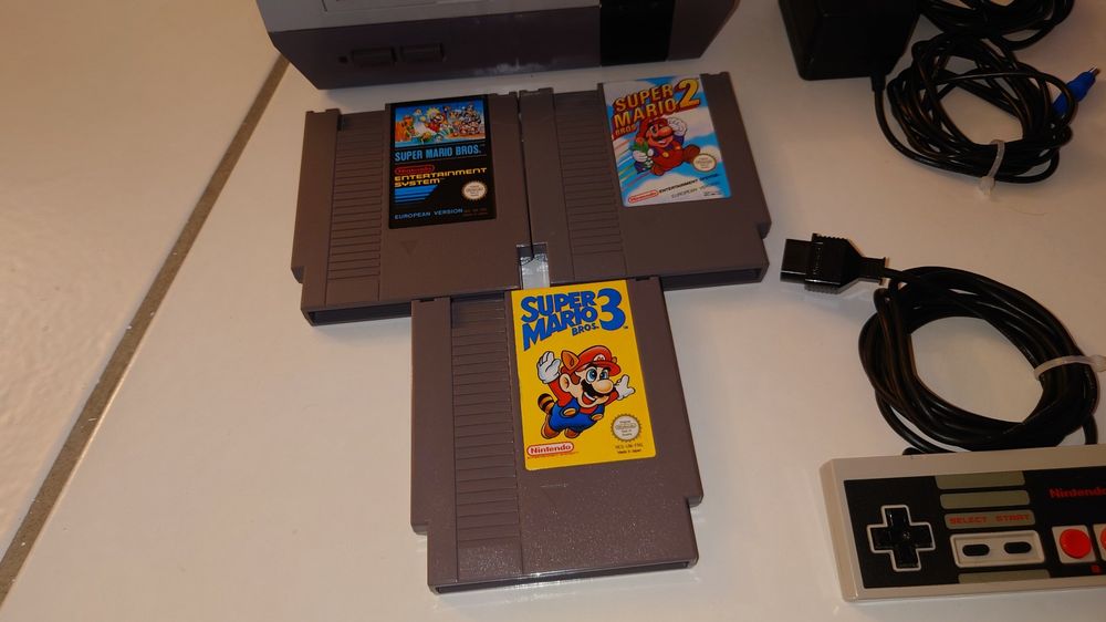 NINTENDO NES COMPLETA Di Accessori E Gioco Super Mario Bros 2 EUR 65,00 -  PicClick IT