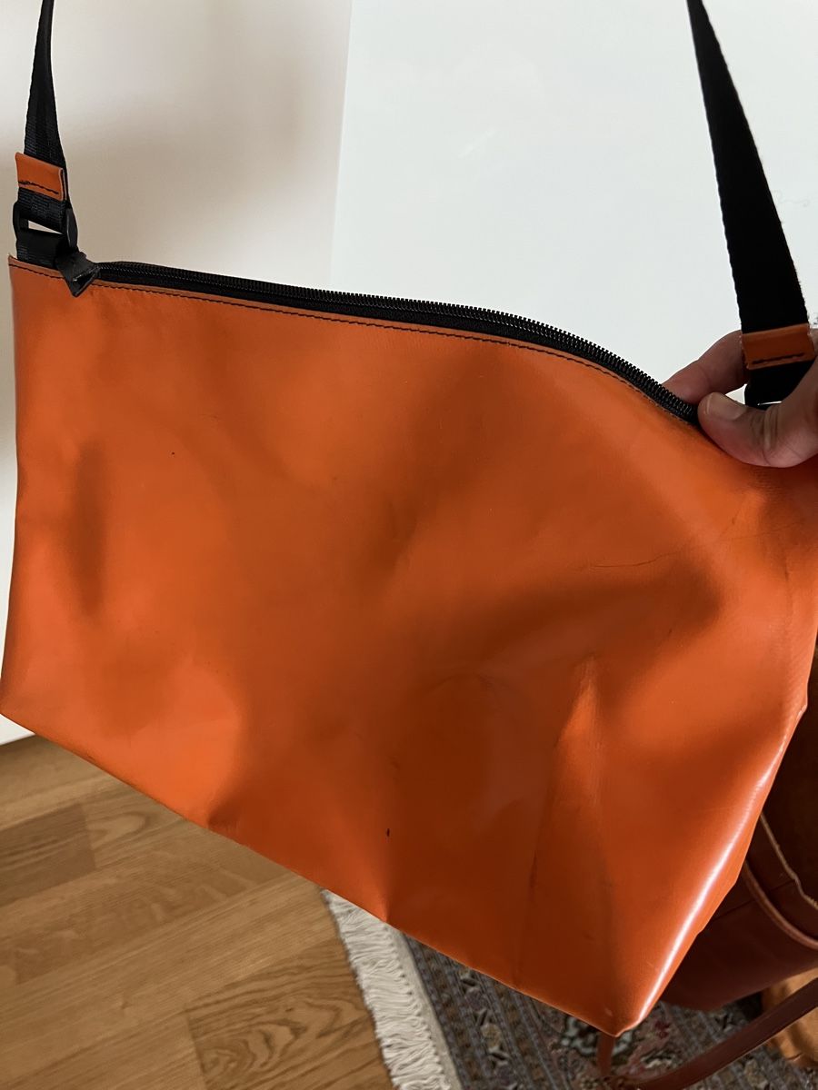 Freitag Taschen: Freitag Tasche Lou – Gebraucht aus Winterthur von aza_tn7p 2