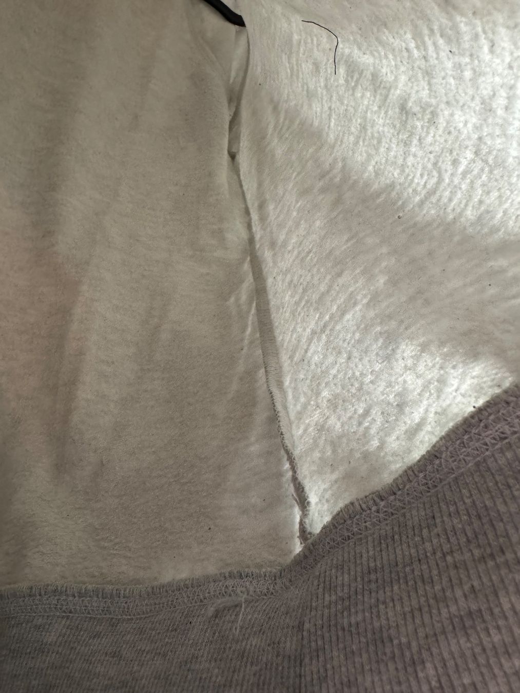 Maglioni & Felpe: Schöner grauer Pullover ca. Gr. M – Usato da Grosswangen venduto da second_hand_dress 2