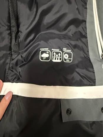 Decathlon Costumes, combinaisons de sport et fonctionnelles: Herren Skianzug – D'occasion à Bern par bob_clj7 1