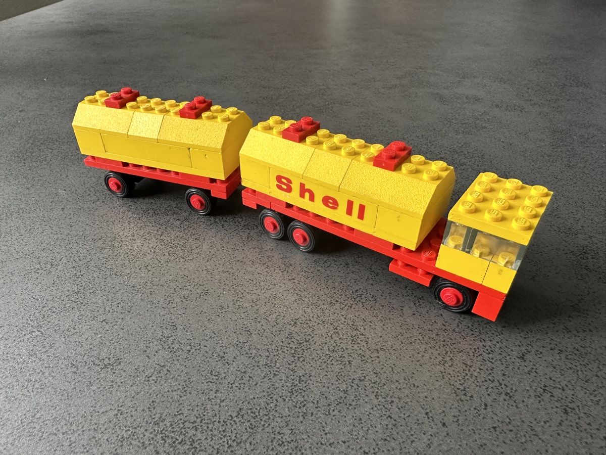 Lego Baukästen: Lego Shell Tanklaster Set 688-1 – Gebraucht aus Belp von  1