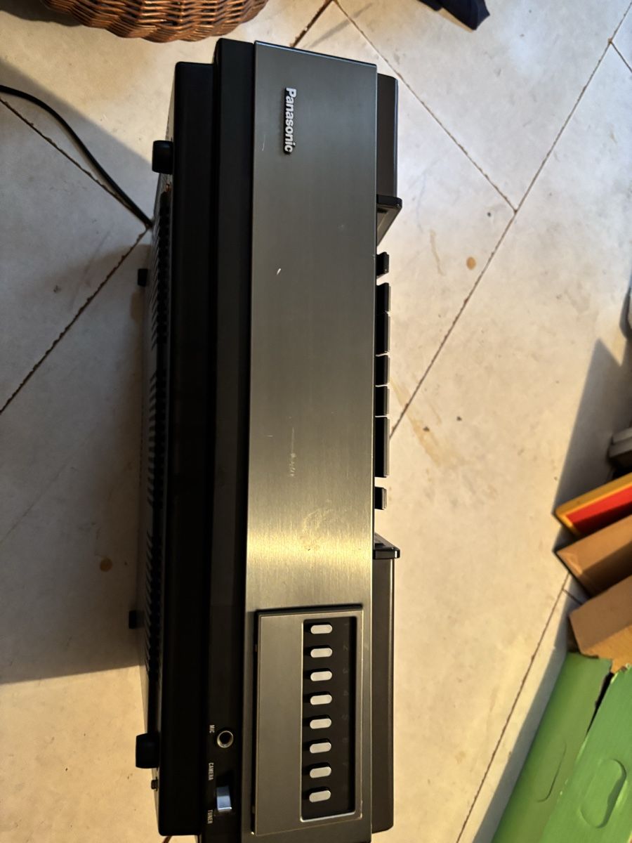 Panasonic Enregistreurs: Panasonic Videorecorder NV-8600-E schwarz gebraucht – D'occasion à Birmenstorf AG par Stefan5413 3