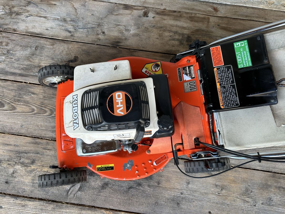 Kubota Tagliaerba: Kubota Rasenmäher mit Radantrieb – Usato da Schenkon venduto da Paedy5 4