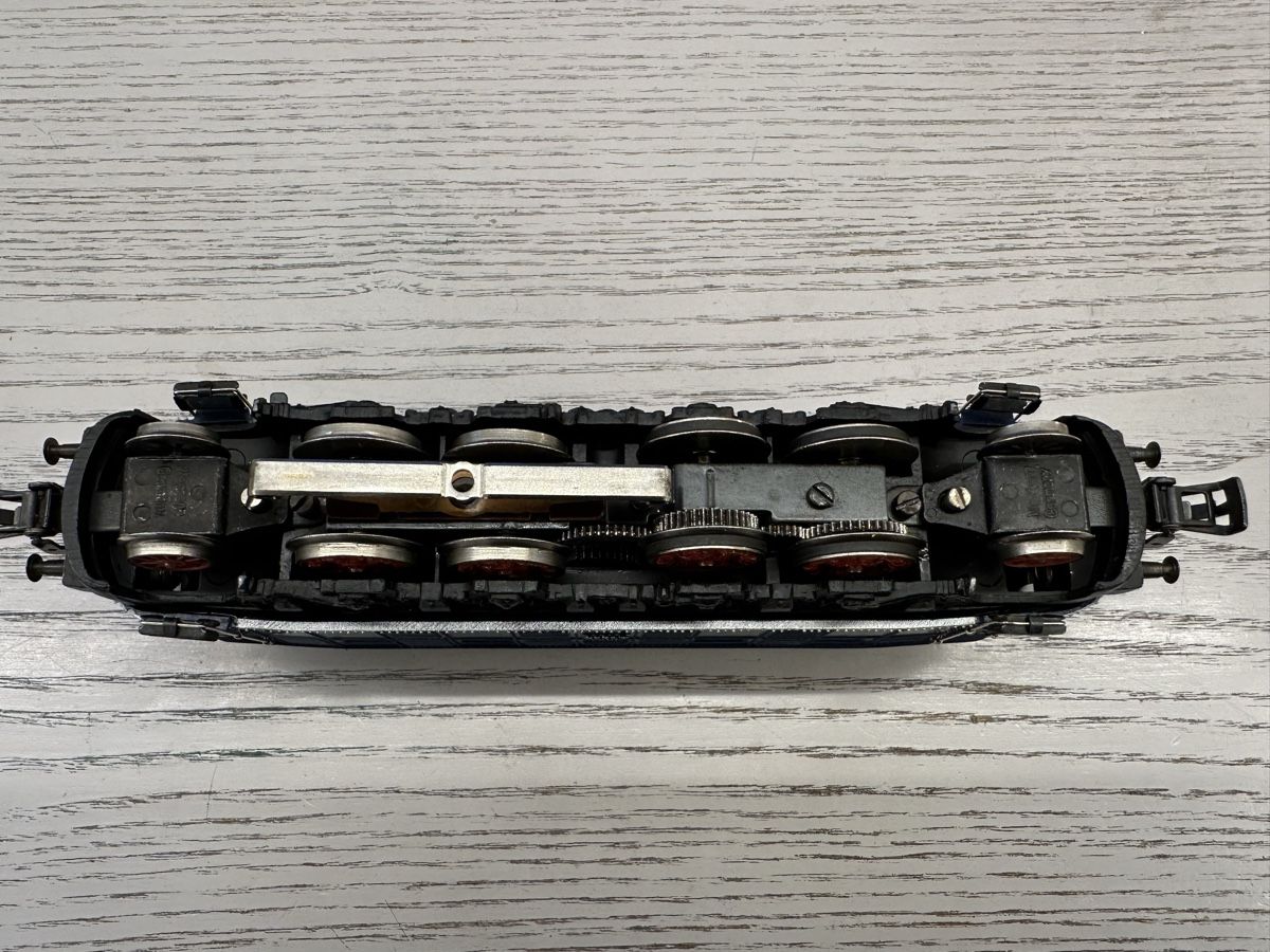 Märklin Modelleisenbahnen: Märklin 3023 DB BR E1835 – Gebraucht aus Lupsingen von New-Haven 5